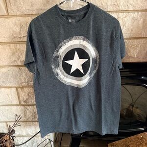 Marvel Men's Dark Gray Captain America T-Shirt Medium